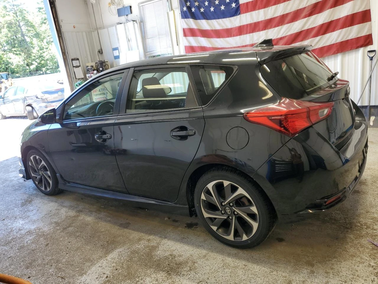 Toyota Auris  - изображение 10