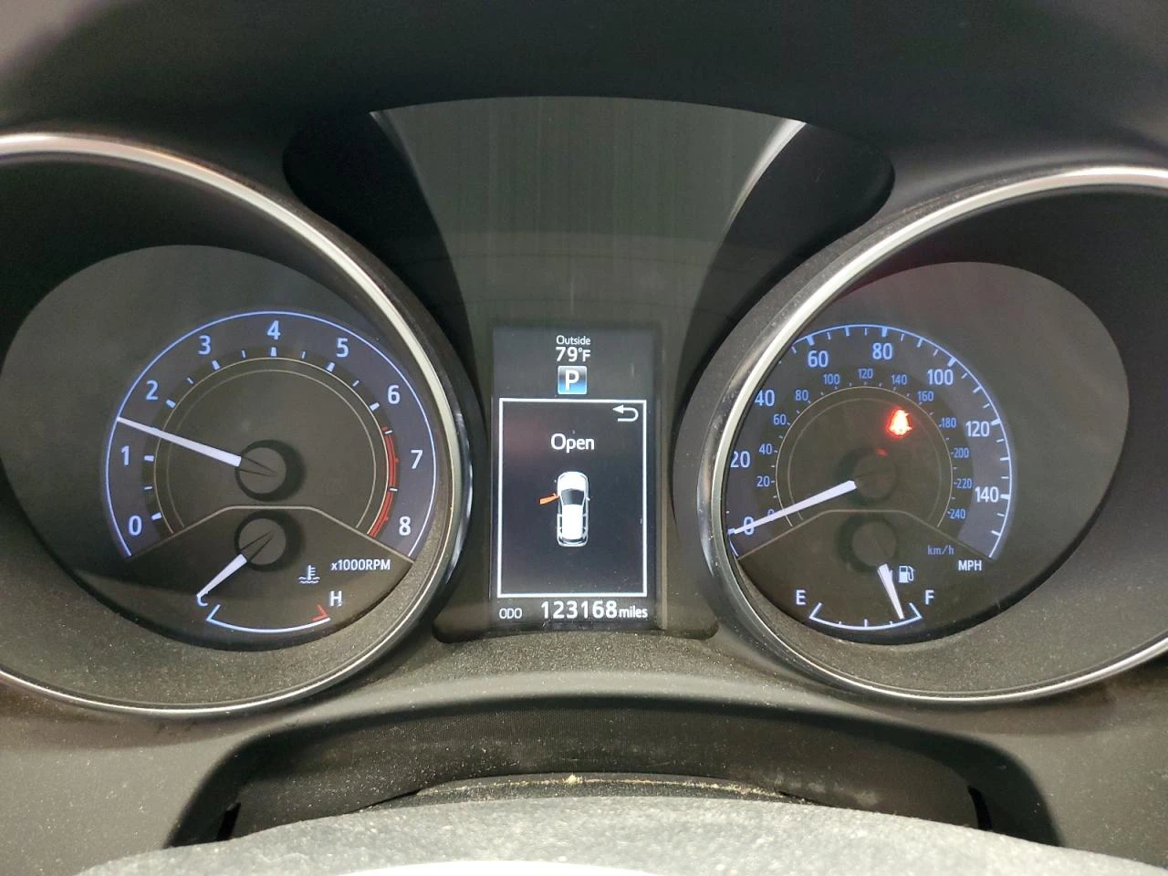 Toyota Auris  - изображение 6