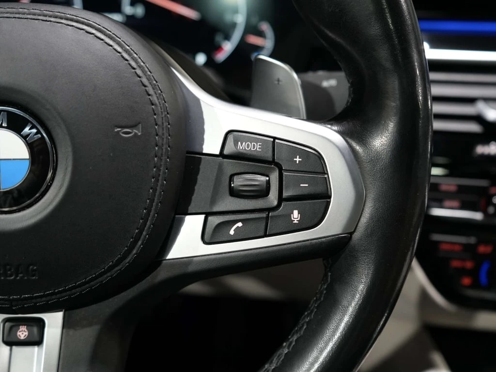 BMW 550 M550* xDrive * CARFAX * ���� �� �������� | Mobile.bg � ����������� 12