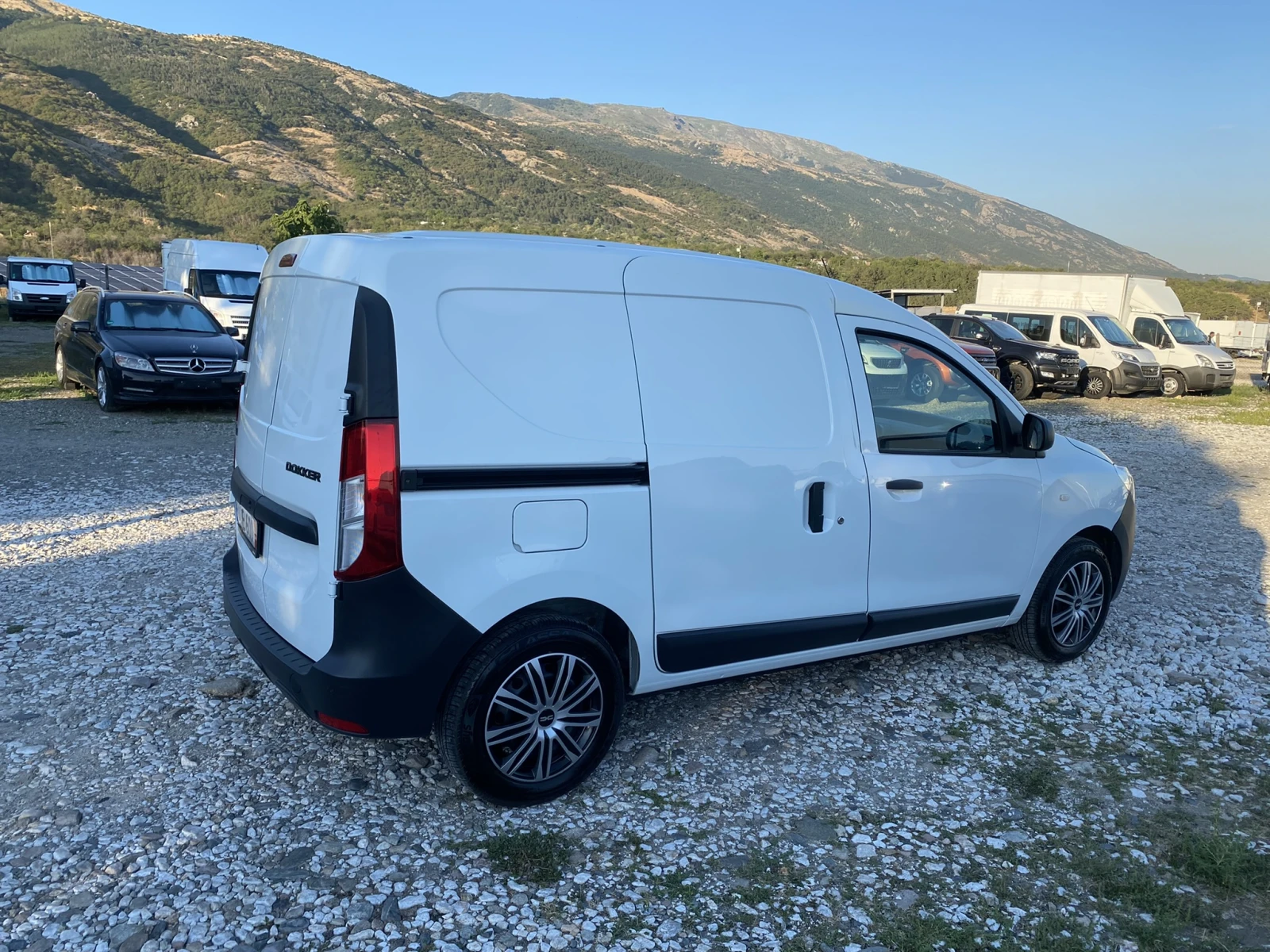 Dacia Dokker -1, 5DCI-2021г./Germany/КЛИМАТИК, снимка 4 - Автомобили и джипове - 53089612