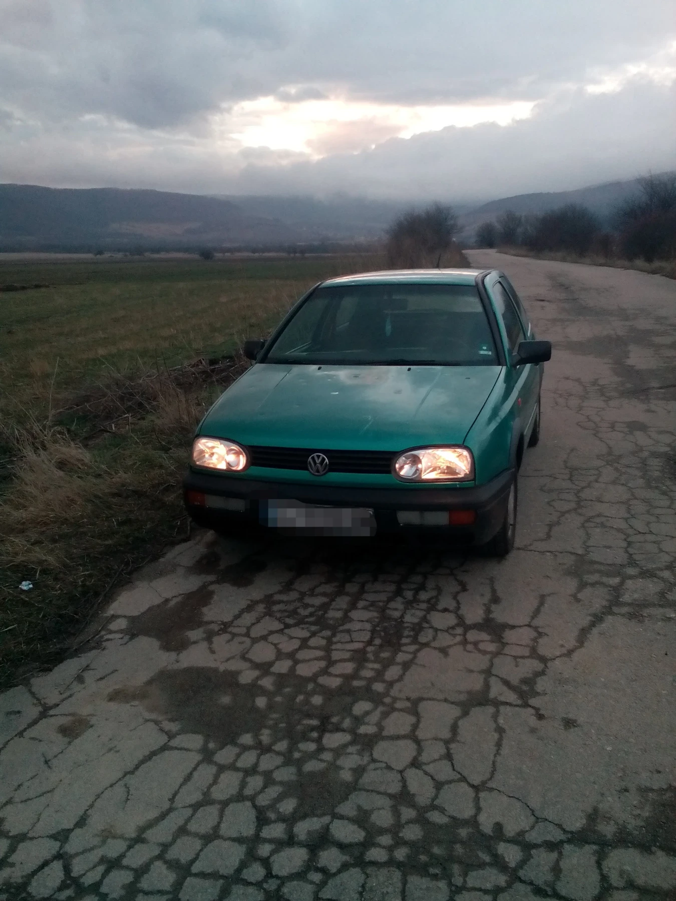 VW Golf 1.8 | Mobile.bg � ����������� 1