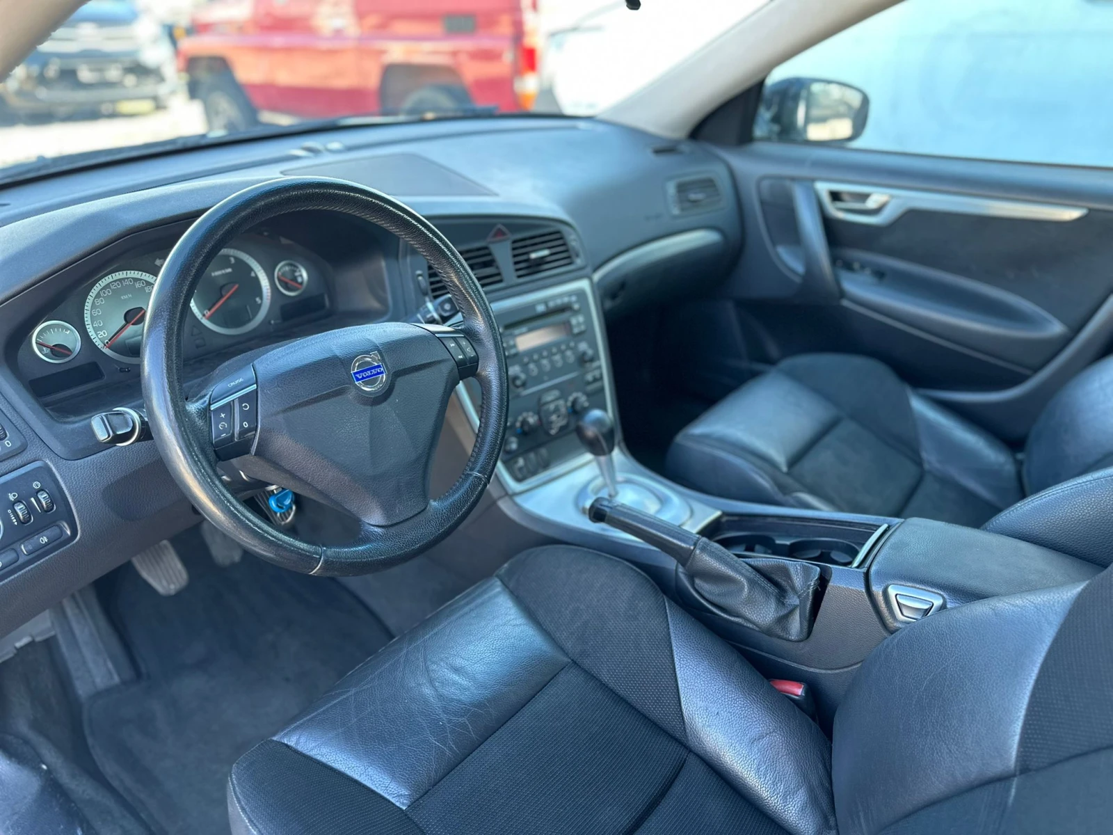 Volvo S60 / 2.4D / 185 HP /  - изображение 9