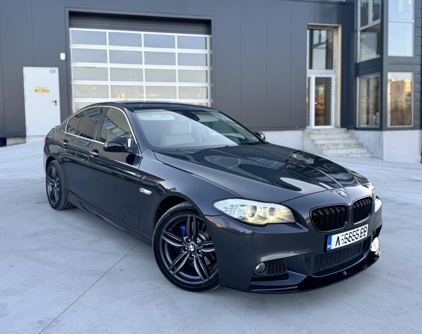 BMW 530 * M-pack * HUD * Night Vision, снимка 7 - Автомобили и джипове - 53772929