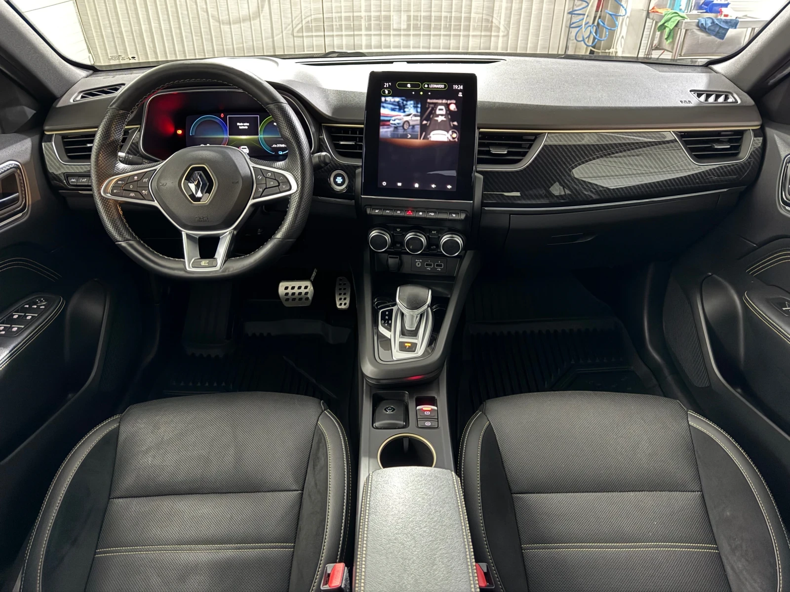 Renault Arkana 1.6 FULL HYBRID E-TECH/ FAST TRACK/ SERV. HISTORY, снимка 9 - Автомобили и джипове - 54128912