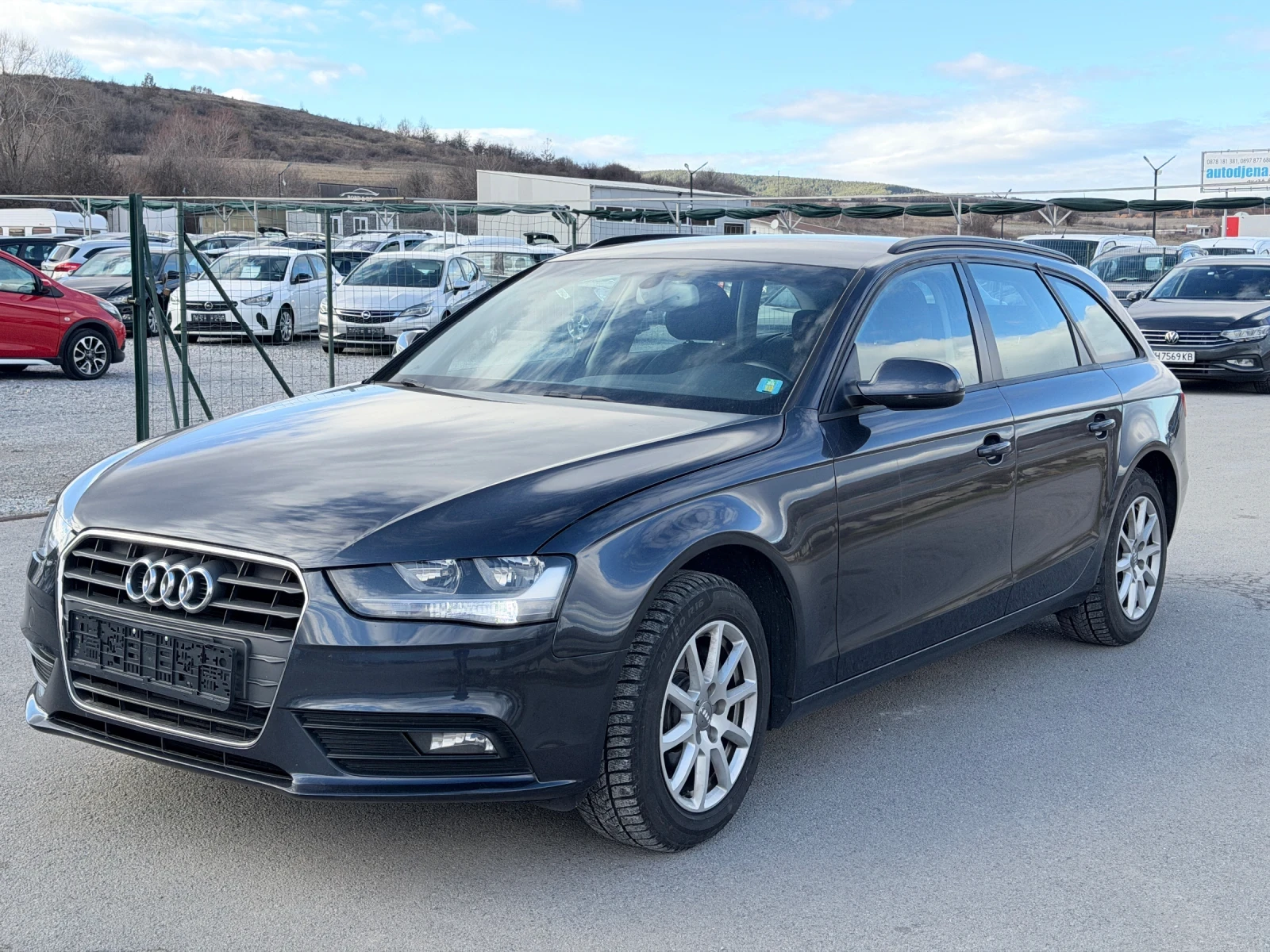 Audi A4 2.0 TDI, снимка 3 - Автомобили и джипове - 54137066