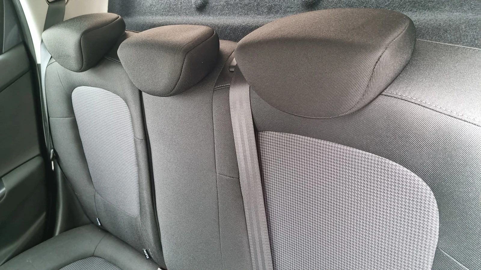 Hyundai I20, снимка 17 - Автомобили и джипове - 54158186