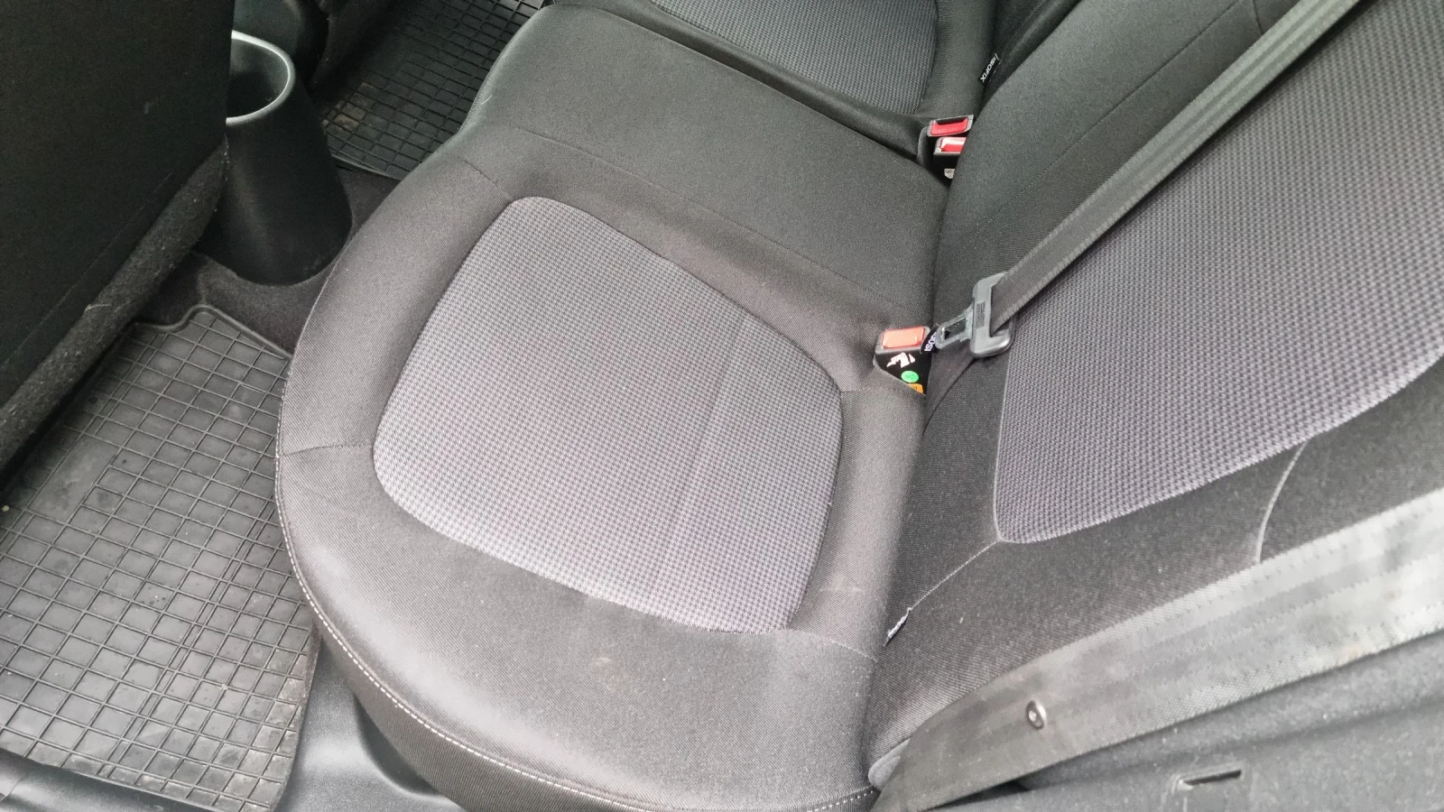 Hyundai I20, снимка 16 - Автомобили и джипове - 54158186