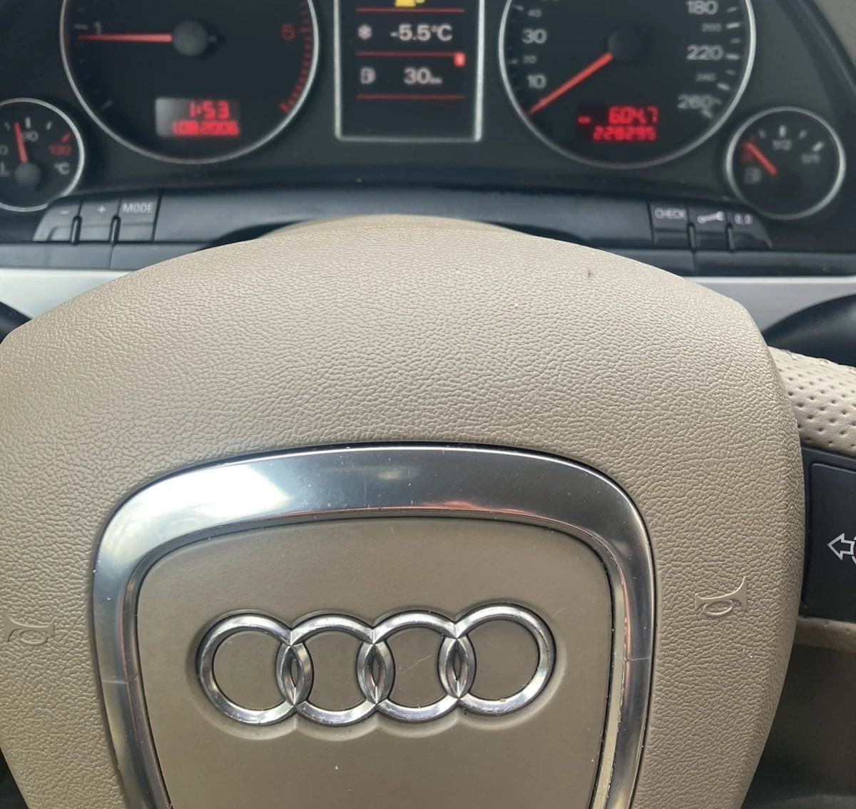 Audi A4 SLine 2.0 TDI ���� | Mobile.bg � ����������� 13