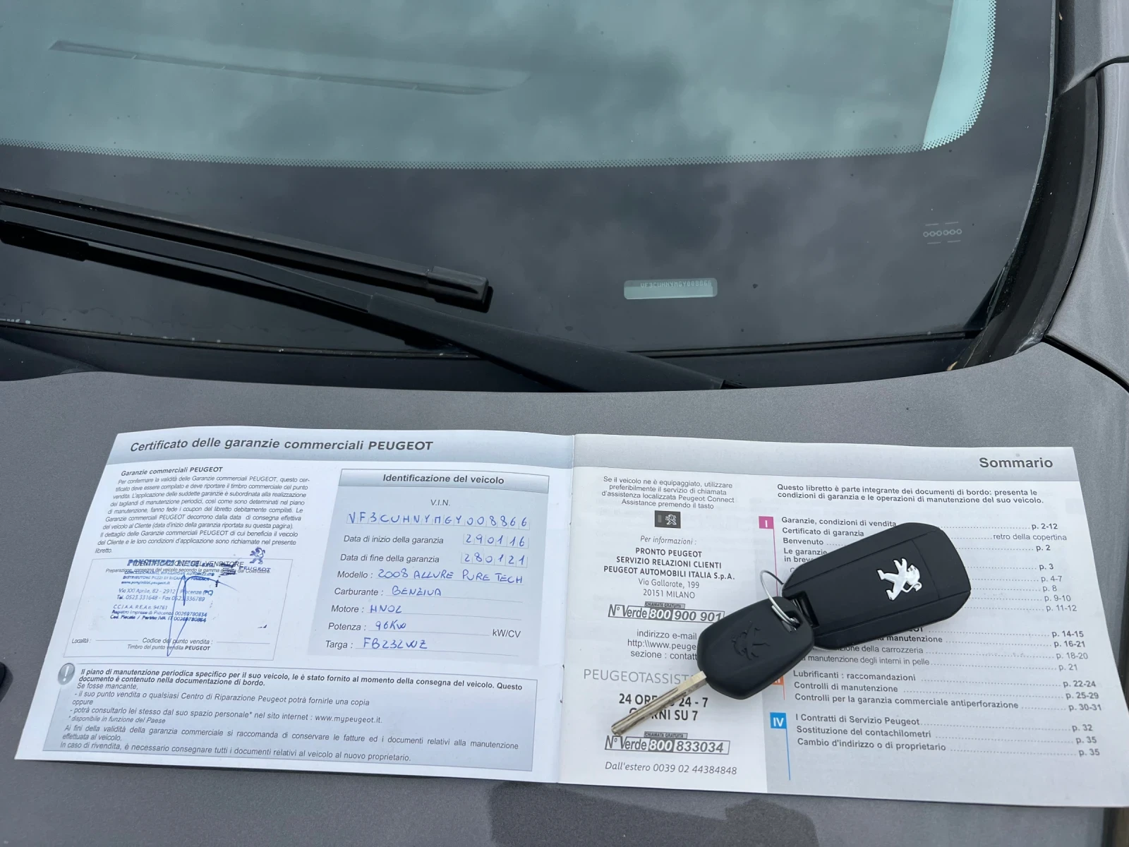 Peugeot 2008 1.2 PureTech 131КС ALLURE EURO6B, снимка 12 - Автомобили и джипове - 54454619