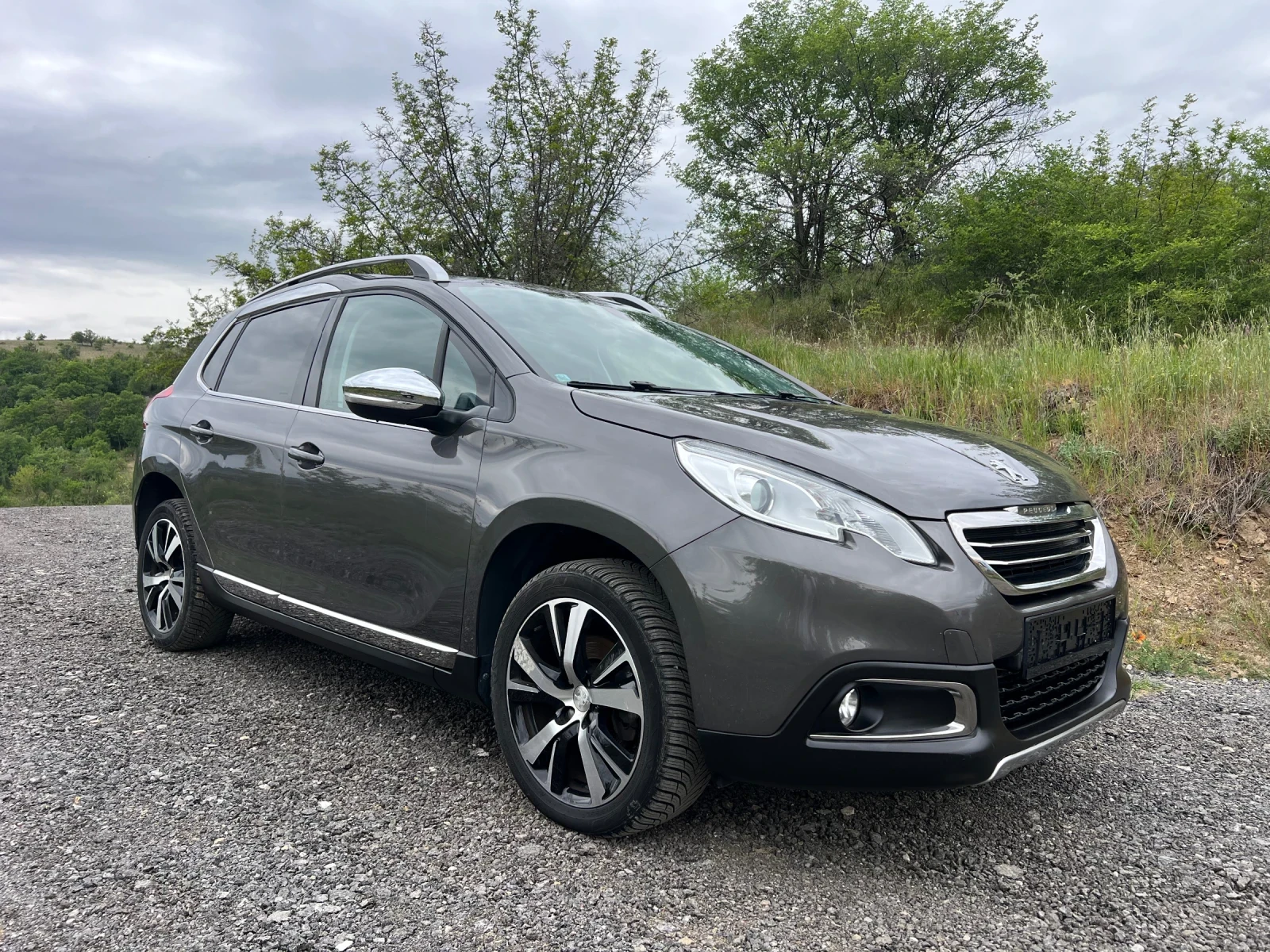 Peugeot 2008 1.2 PureTech 131КС ALLURE EURO6B, снимка 2 - Автомобили и джипове - 54454619