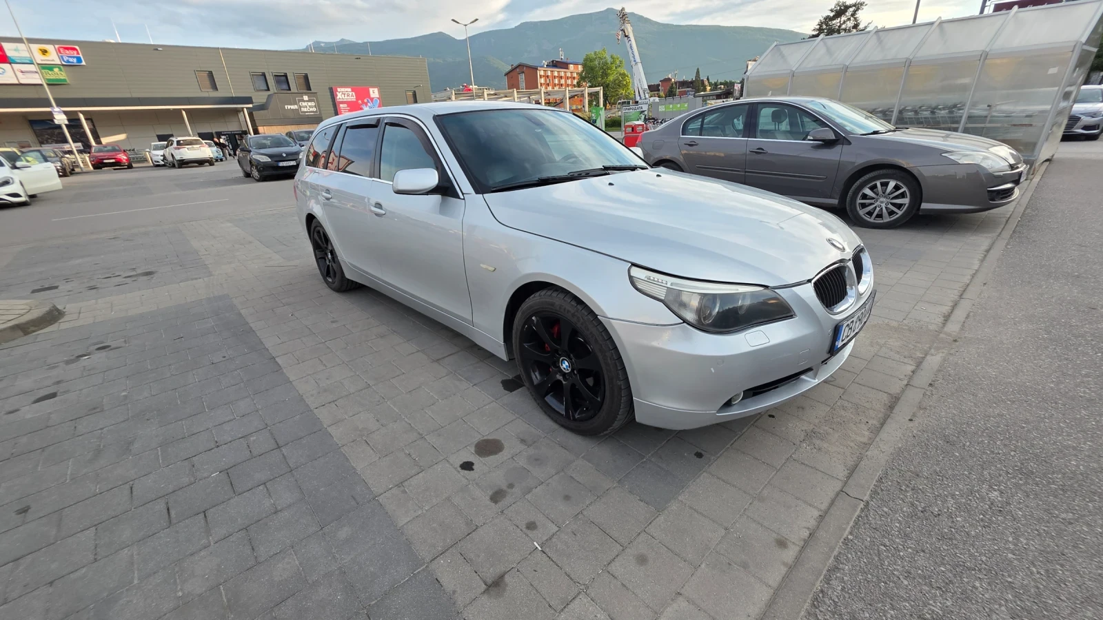 BMW 530 XD, снимка 4 - Автомобили и джипове - 54996362