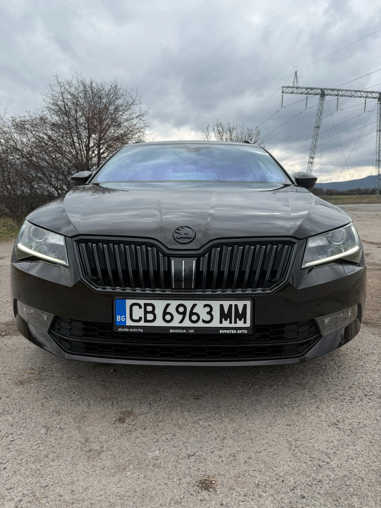 Skoda Superb L&K, АМБИЕНТ, КАМЕРА, ПОДГРЕВ, ДИСТРОНИК, снимка 10 - Автомобили и джипове - 55092797
