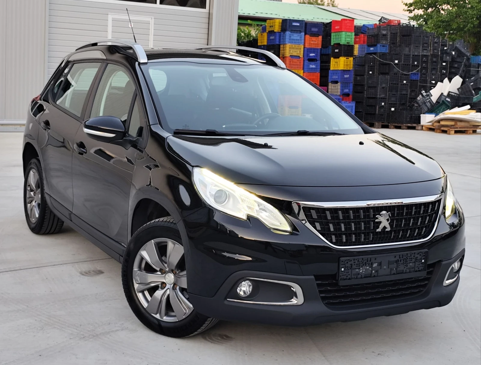 Peugeot 2008 1.6HDI-LED-EURO-6-СЕРВИЗНА КНИЖКА , снимка 2 - Автомобили и джипове - 55214808