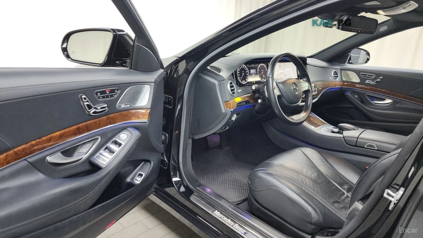 Mercedes-Benz S 500 LONG* МОНИТОРИ* КОЖА* ОБДУХВ* ПАНО* 360, снимка 8 - Автомобили и джипове - 55298762