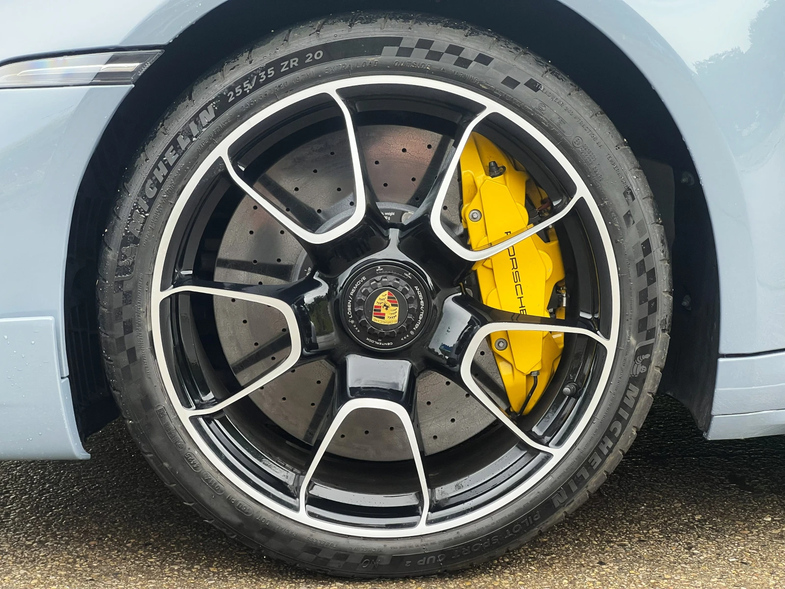 Porsche 911 992 / TURBO S / CARBON / CERAMIC / SPORT CHRONO / , снимка 7 - Автомобили и джипове - 55431331