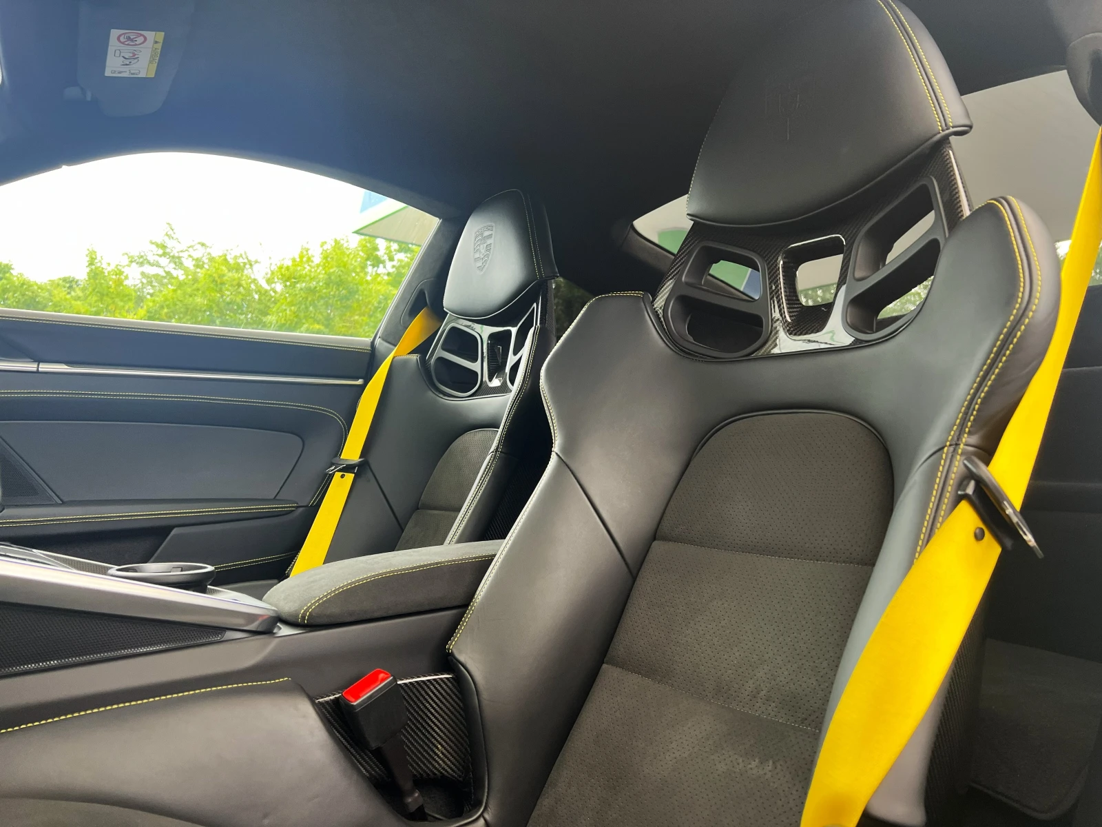 Porsche 911 992 / TURBO S / CARBON / CERAMIC / SPORT CHRONO / , снимка 10 - Автомобили и джипове - 55431331