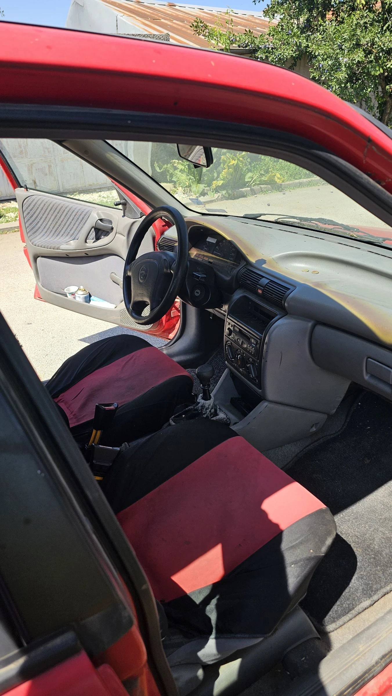 Opel Astra 1.7D, снимка 5 - Автомобили и джипове - 55491503