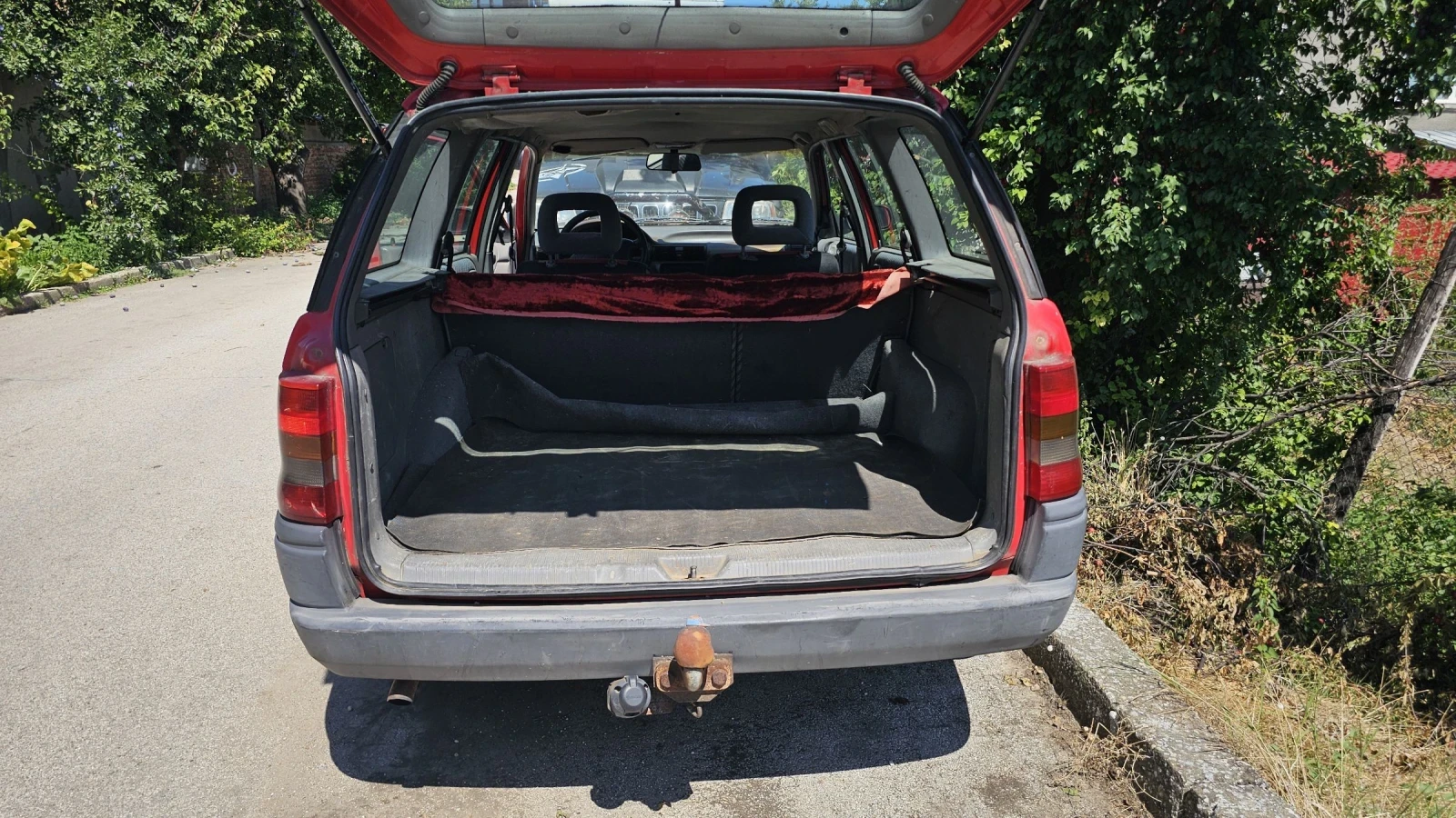 Opel Astra 1.7D, снимка 11 - Автомобили и джипове - 55491503