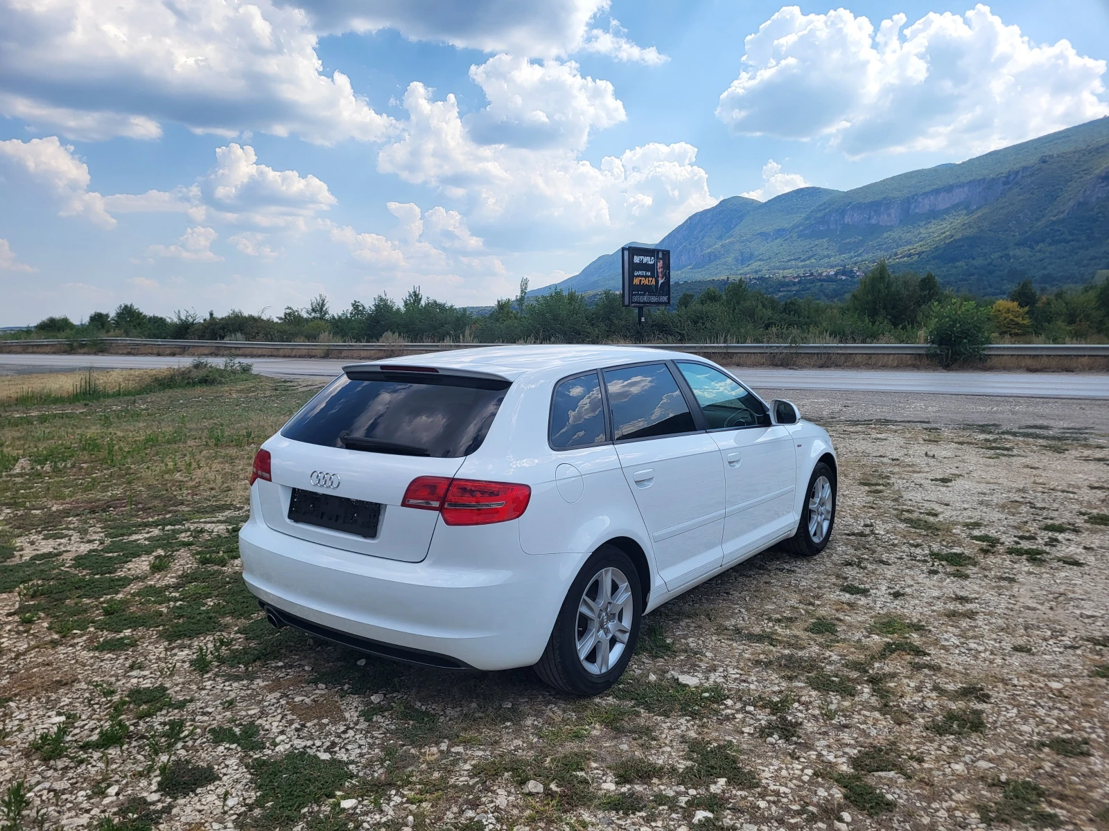 Audi A3 1.6i * S line* * FaceLift* , снимка 5 - Автомобили и джипове - 55575028