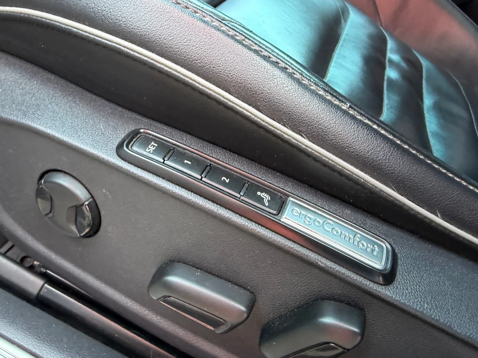 VW Arteon Rline* 4х4* ПАНОРАМА* МАСАЖ, снимка 10 - Автомобили и джипове - 55785055