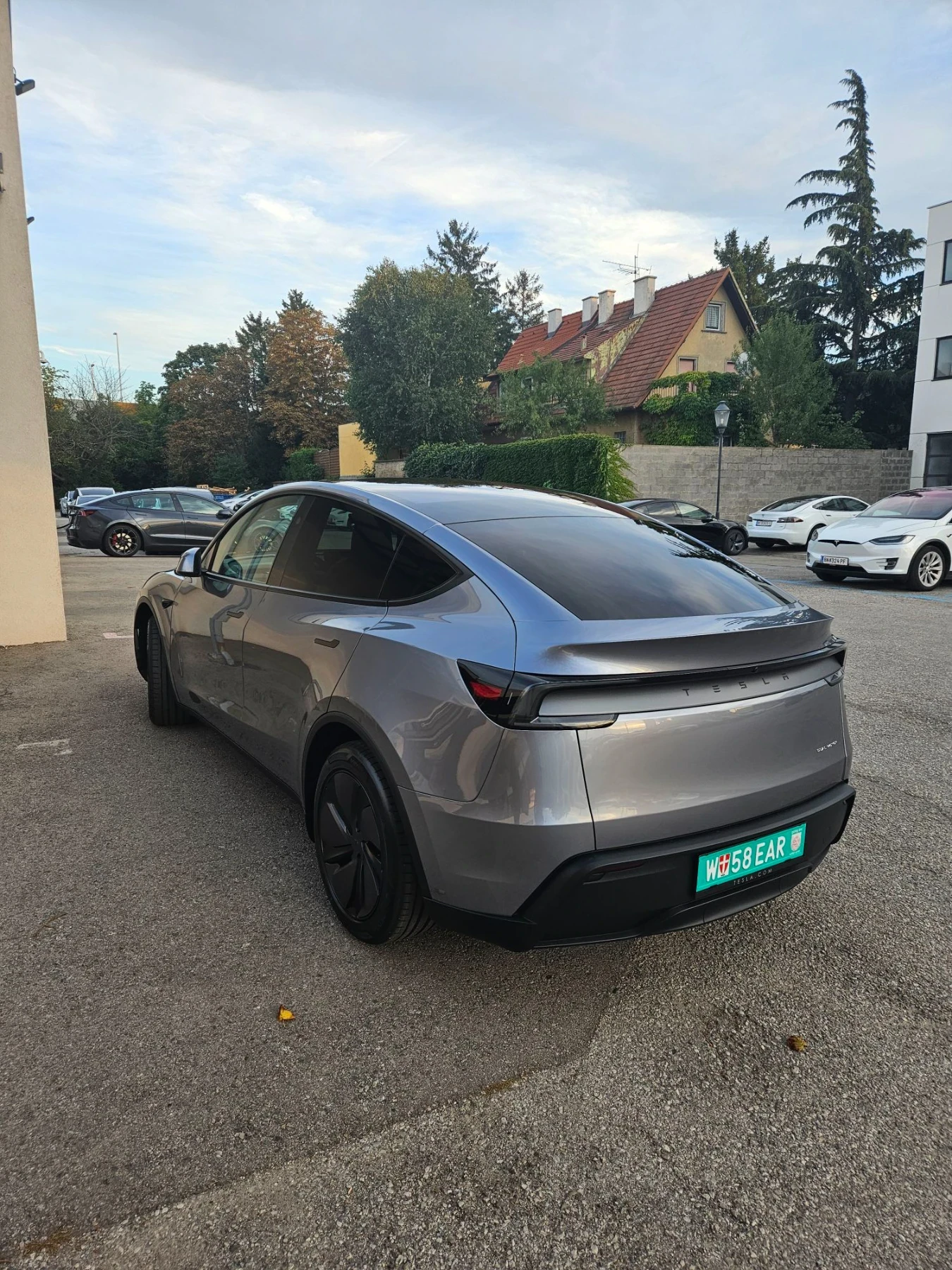 Tesla Y Juniper LR AWD Телгич, снимка 8 - Автомобили и джипове - 56004938