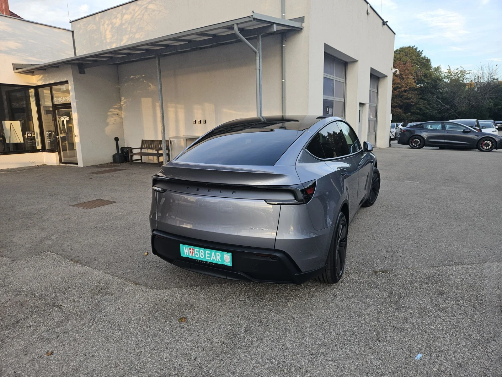 Tesla Y Juniper LR AWD Телгич, снимка 4 - Автомобили и джипове - 56004938