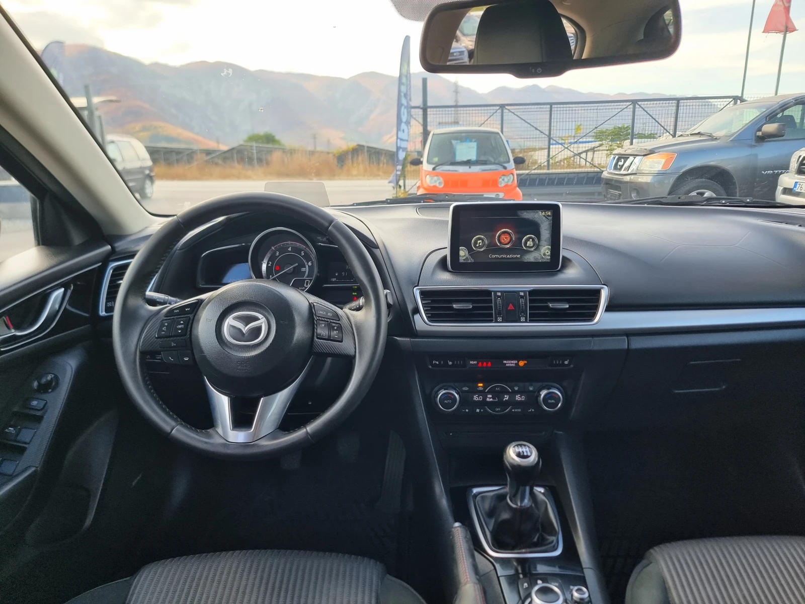 Mazda 3 2.2SKYACTIV, снимка 12 - Автомобили и джипове - 56441489