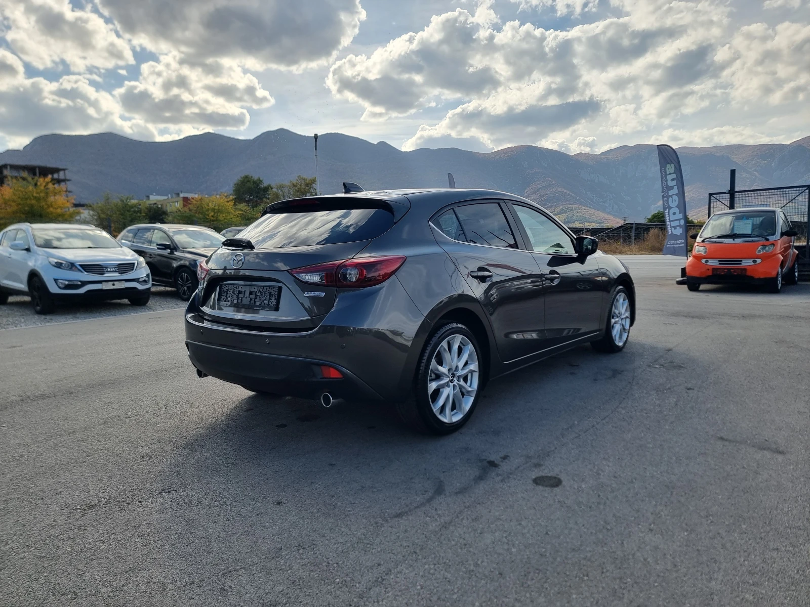Mazda 3 2.2SKYACTIV, снимка 7 - Автомобили и джипове - 56441489