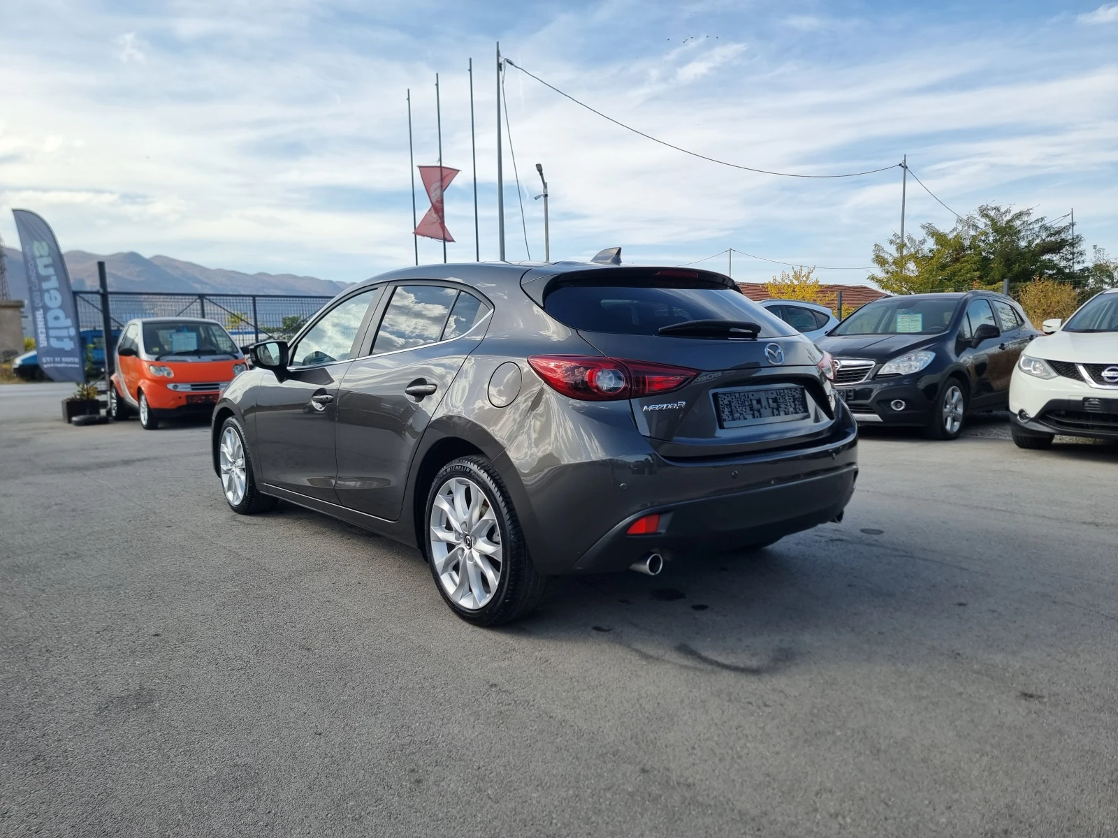 Mazda 3 2.2SKYACTIV, снимка 4 - Автомобили и джипове - 56441489