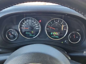Jeep Wrangler SAHARA * CARFAX * АВТОКРЕДИТ * , снимка 9