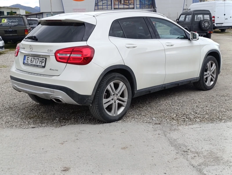 Mercedes-Benz GLA 220 D 4MATIC Лизинг , снимка 3 - Автомобили и джипове - 48867633