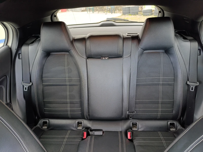 Mercedes-Benz GLA 220 D 4MATIC Лизинг , снимка 15 - Автомобили и джипове - 48867633