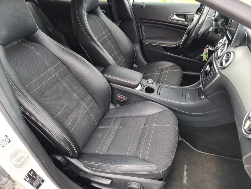 Mercedes-Benz GLA 220 D 4MATIC Лизинг , снимка 9 - Автомобили и джипове - 48867633