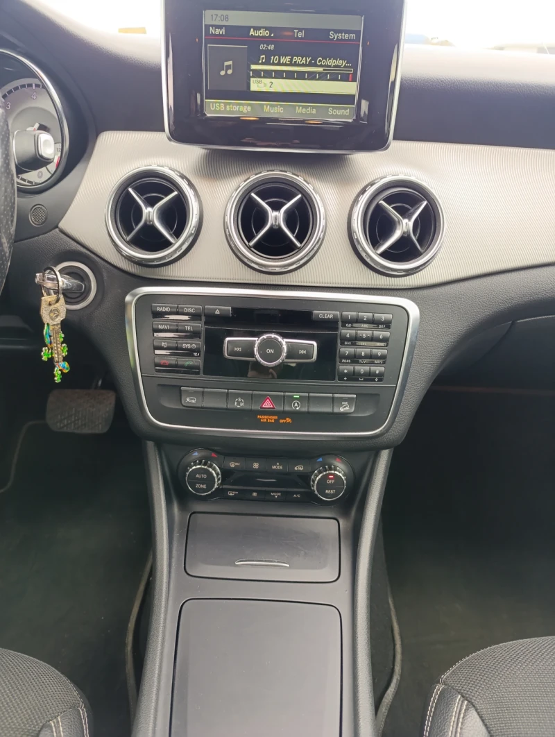 Mercedes-Benz GLA 220 D 4MATIC Лизинг , снимка 14 - Автомобили и джипове - 48867633