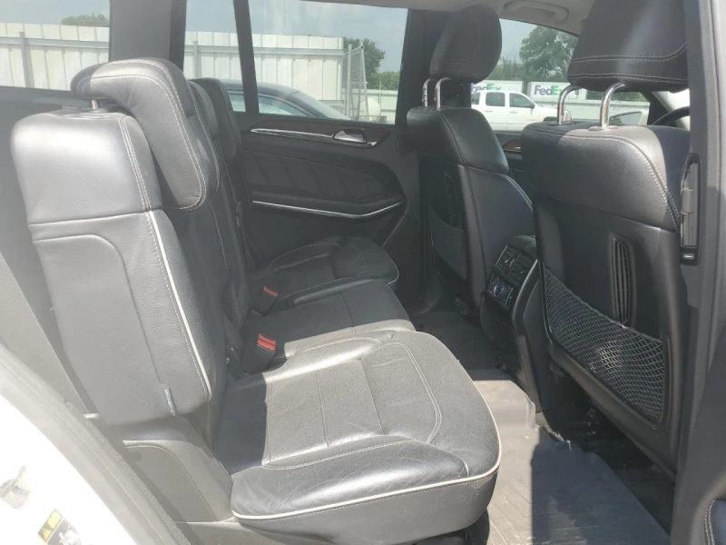 Mercedes-Benz GL 350 BLUETEC 4MATIC, снимка 11 - Автомобили и джипове - 52279124