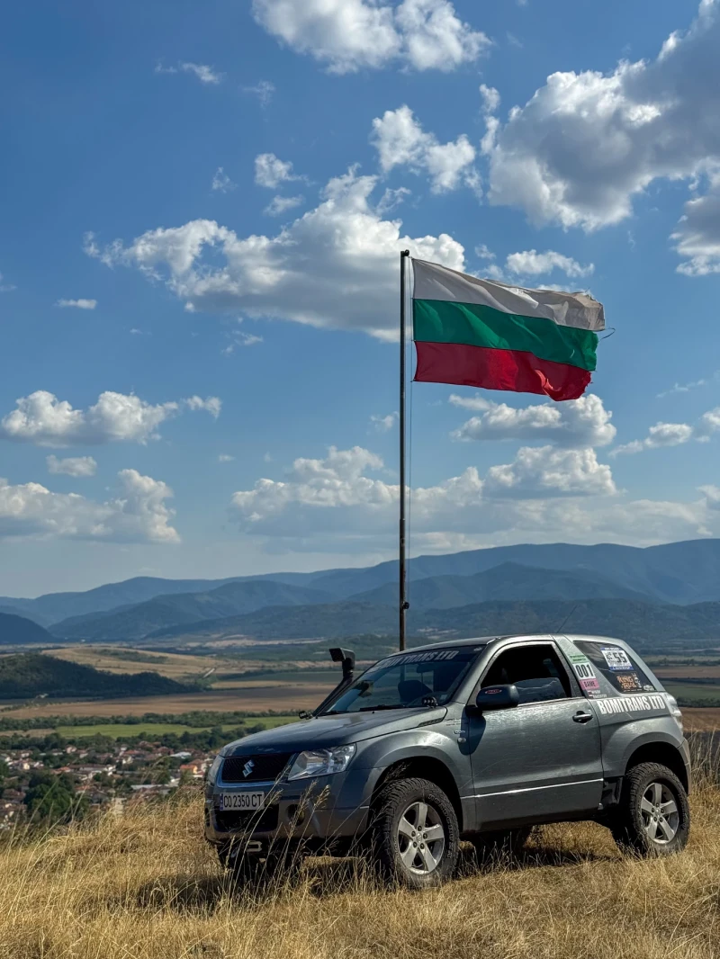 Suzuki Grand vitara 1.9 TDI, снимка 15 - Автомобили и джипове - 52380969