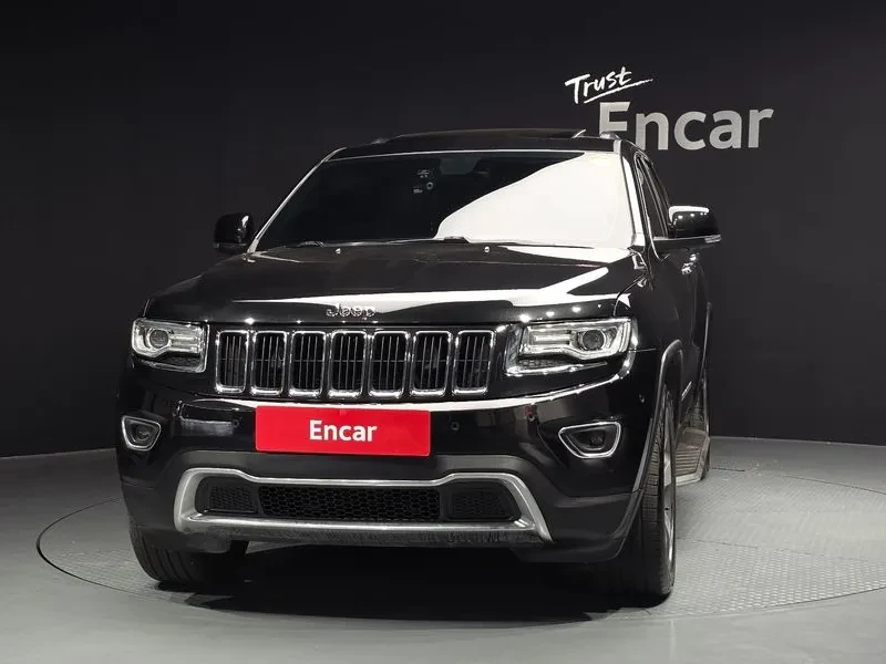 Jeep Grand cherokee 3.6 OVERLAND WK2, снимка 3 - Автомобили и джипове - 55113618