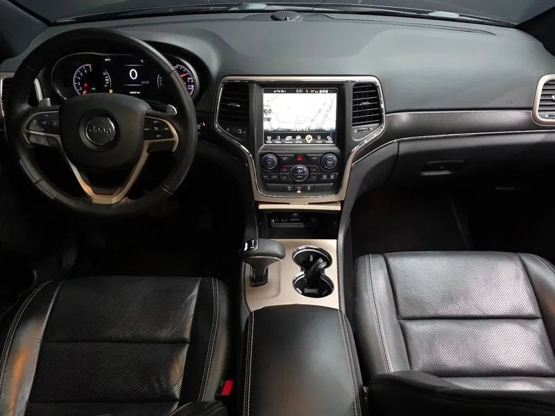 Jeep Grand cherokee 3.6 OVERLAND WK2, снимка 7 - Автомобили и джипове - 55113618