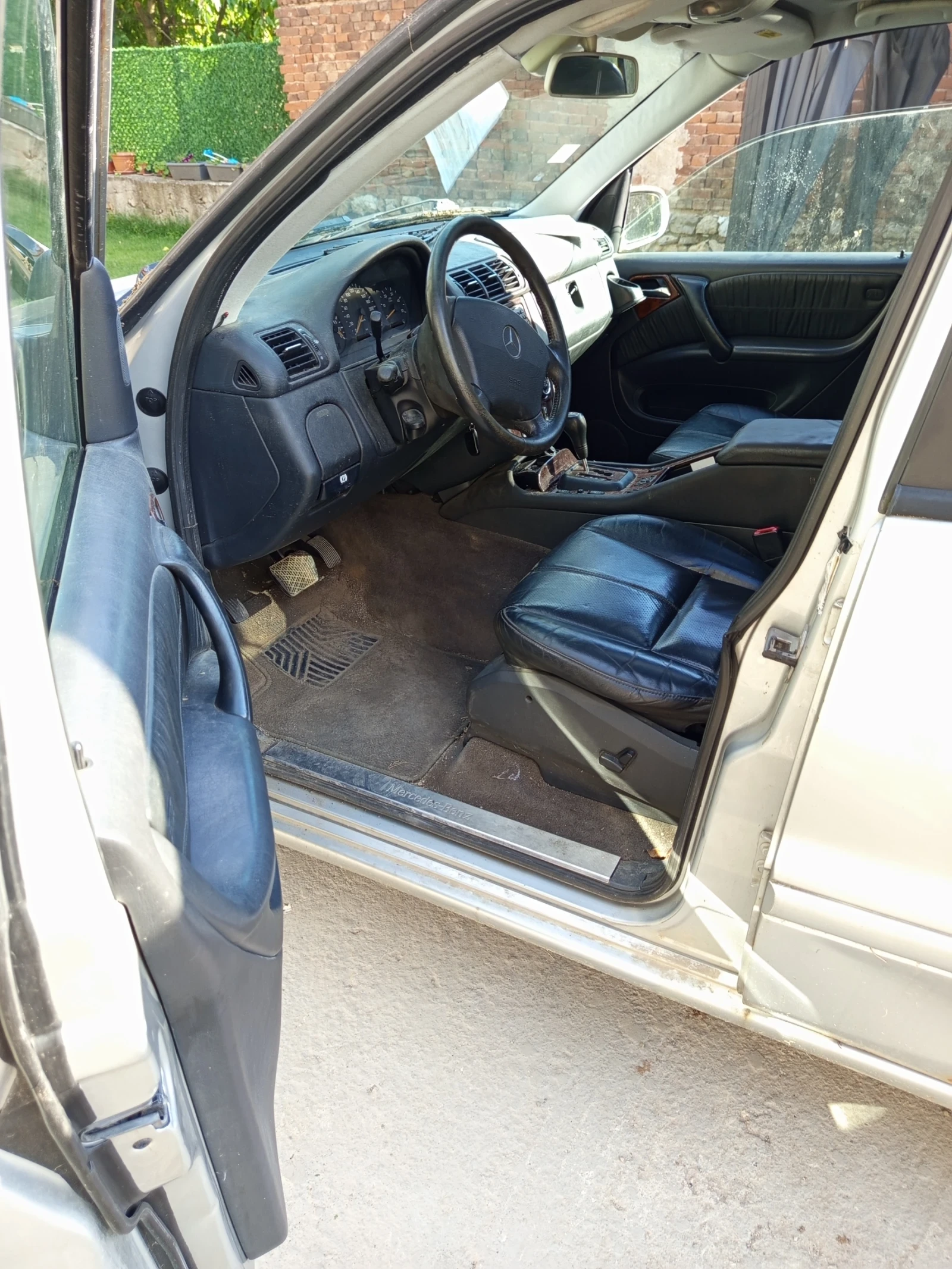 Mercedes-Benz ML 270 2.7 163 - изображение 6