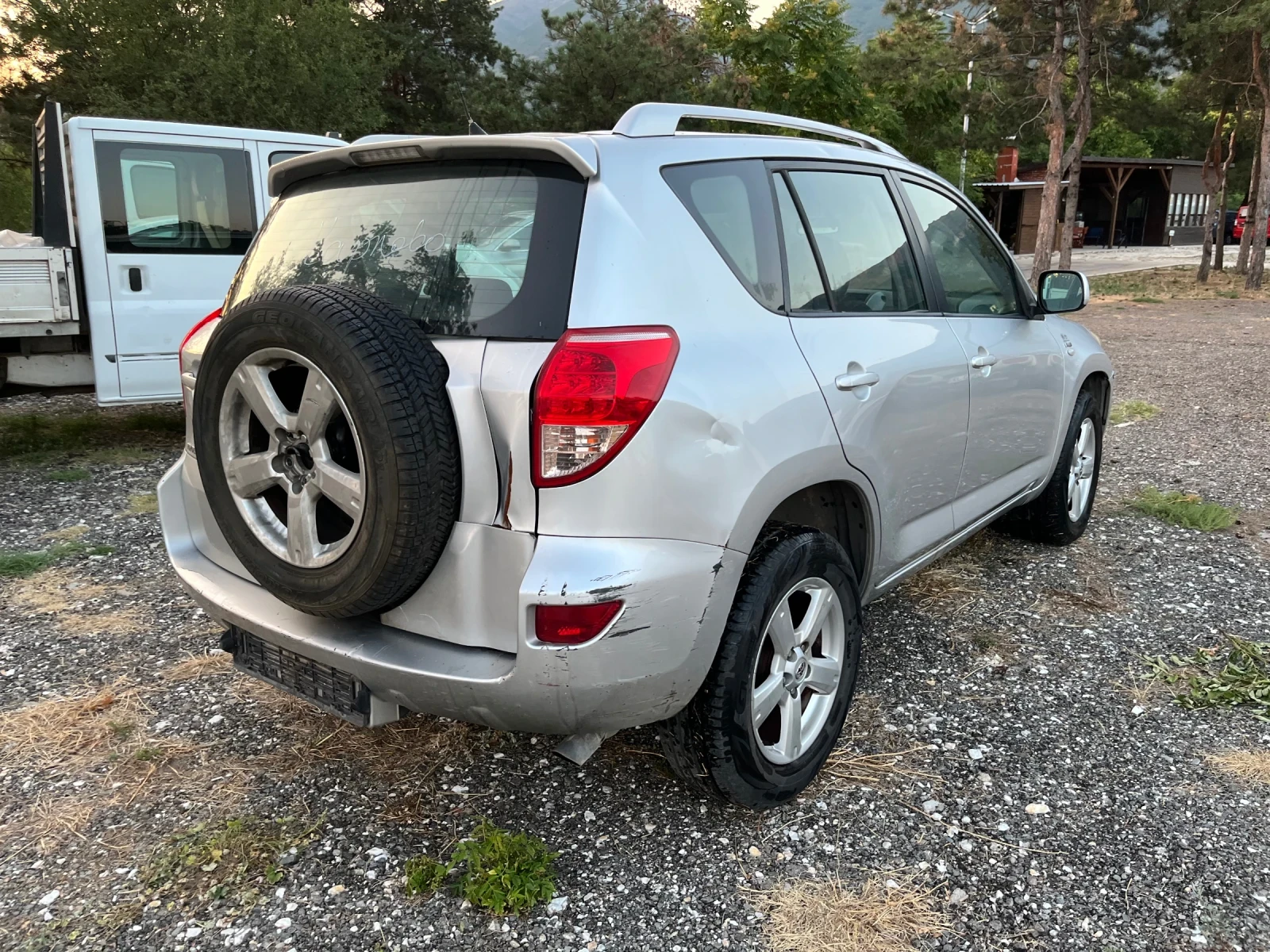 Toyota Rav4 D4D 136 - изображение 4