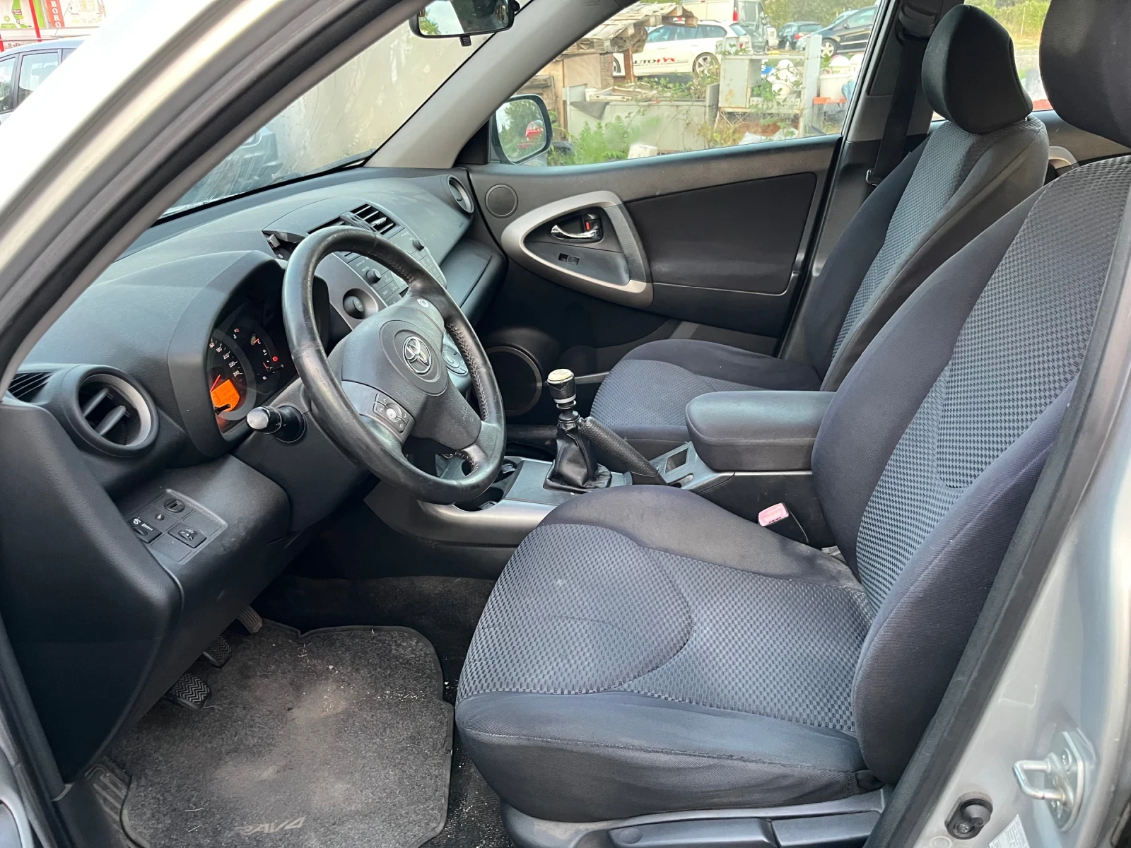 Toyota Rav4 D4D 136 - изображение 6