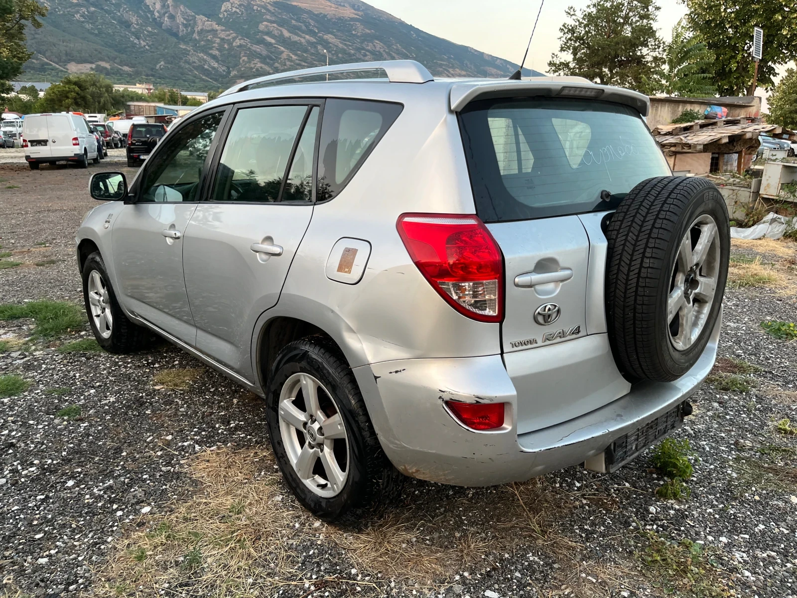 Toyota Rav4 D4D 136 - изображение 5