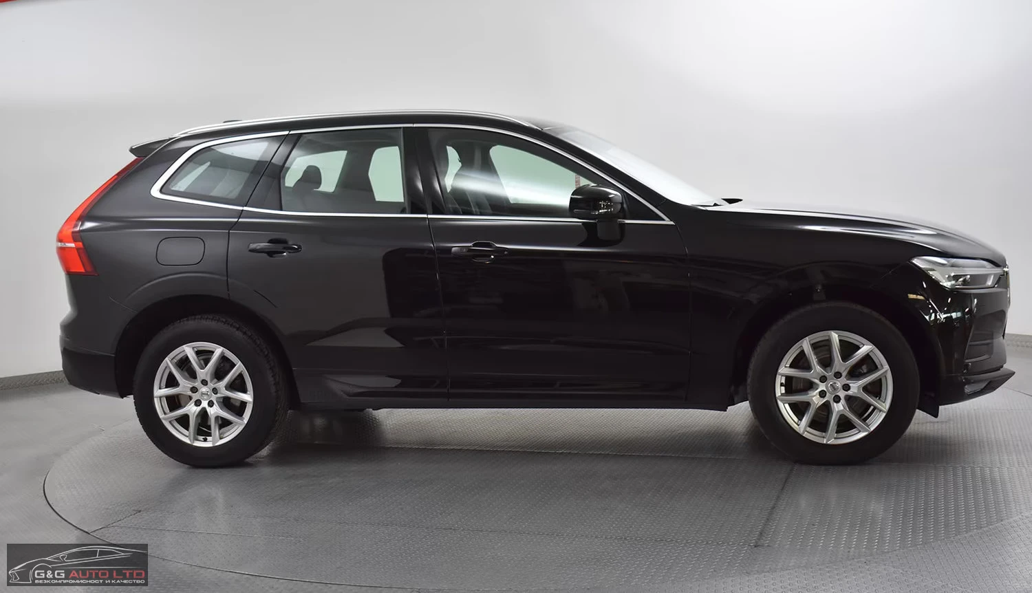 Volvo XC60 2.0B4-MOMENTUM/197HP/CAM/DIGI/AMBI/LED/ACC/159g - изображение 5