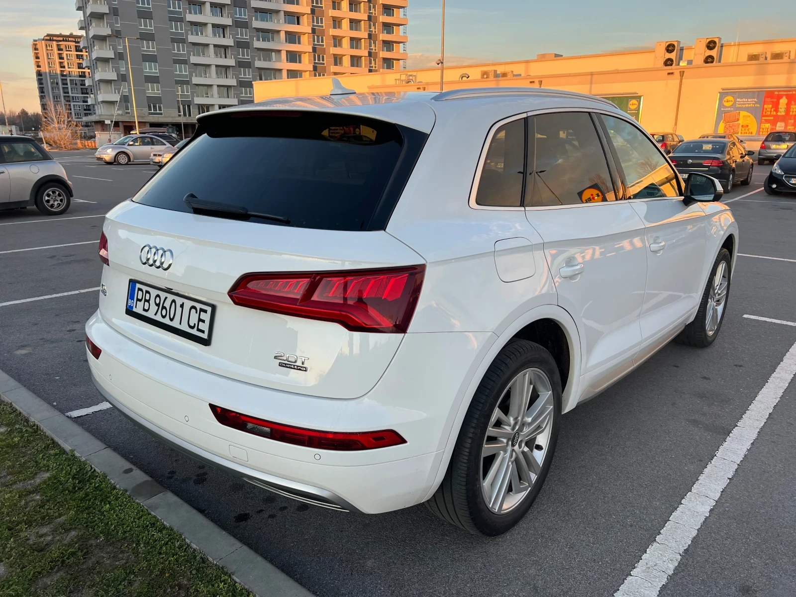 Audi Q5 2.0TFSI - изображение 5