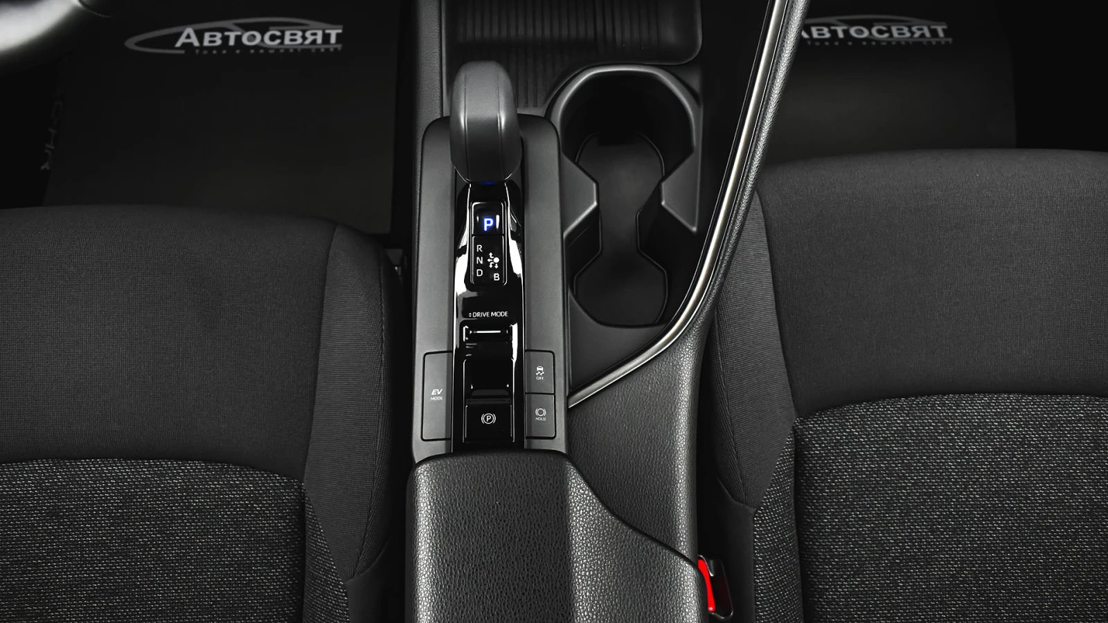 Toyota C-HR CULT 1.8 Hybrid Automatic, снимка 12 - Автомобили и джипове - 54912199