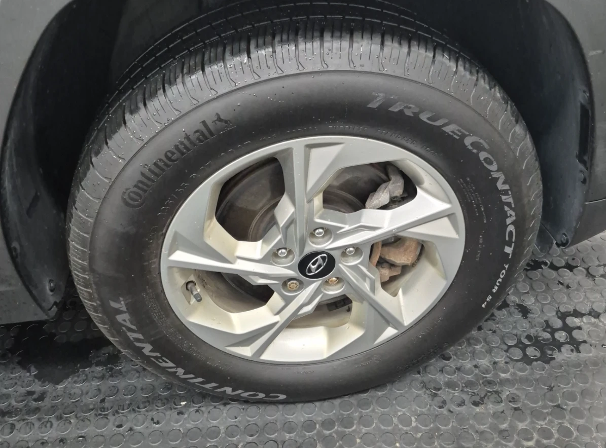 Hyundai Tucson AWD* Камера* Lane assist* High Beam* , снимка 12 - Автомобили и джипове - 55152045