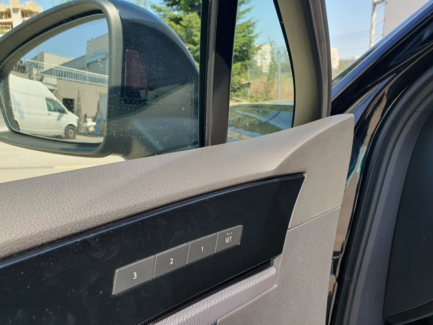 VW Touareg | Mobile.bg � ����������� 12