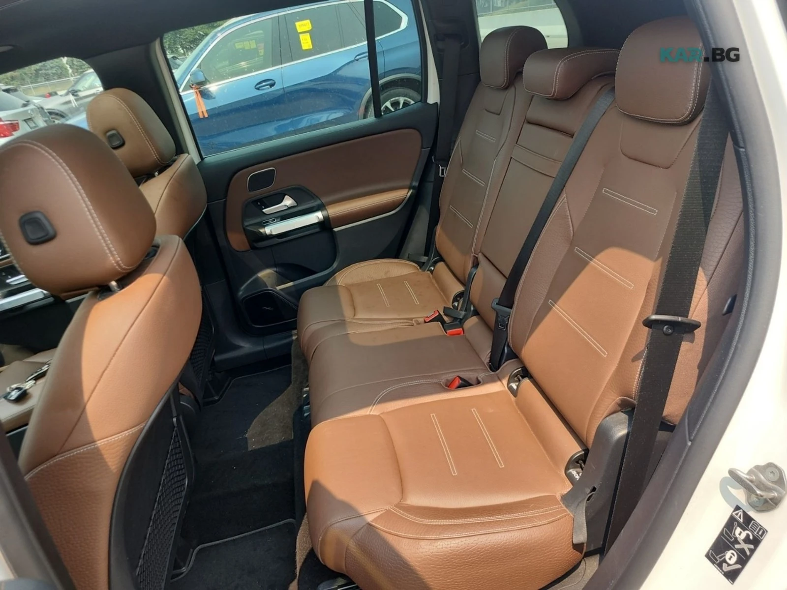 Mercedes-Benz GLB 35AMG 4MATIC Автокредит Цена до България, снимка 9 - Автомобили и джипове - 55332188