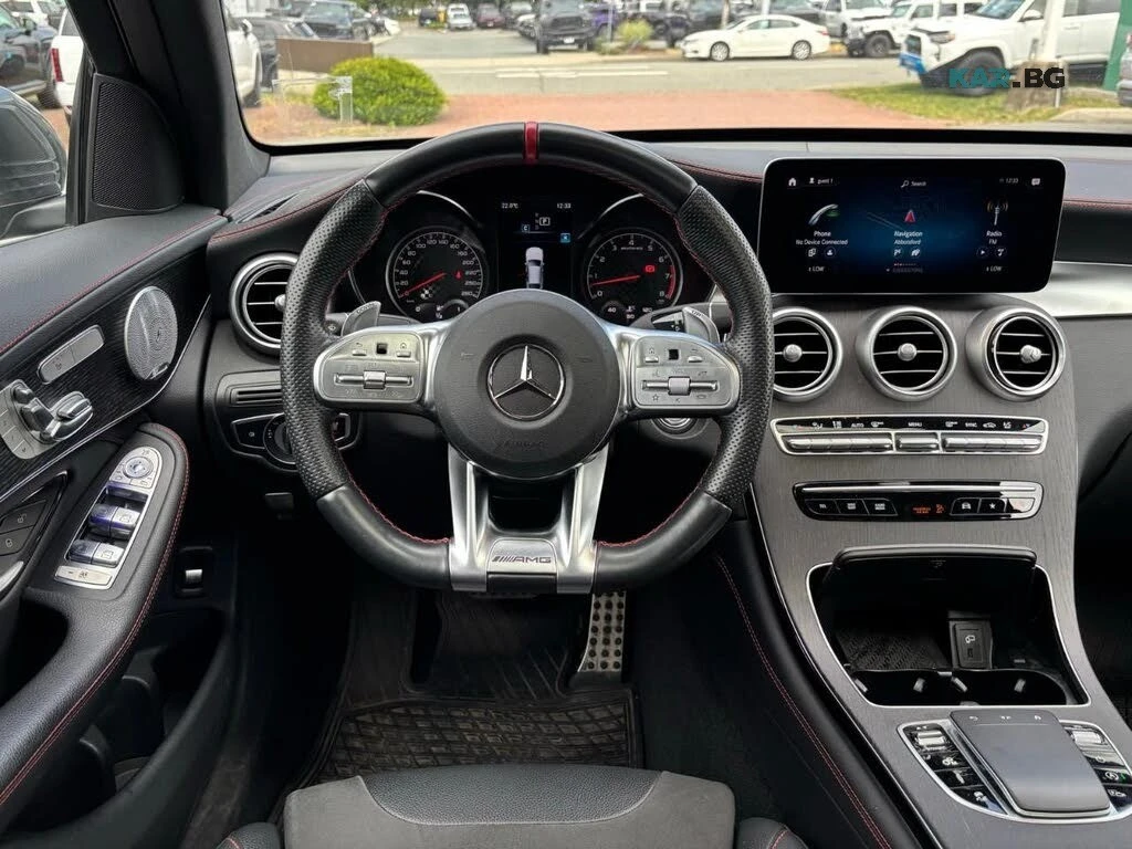 Mercedes-Benz GLC 43 AMG 4MATIC/DRIVE-ASSISTS/SUNROOF/BURMESTER, снимка 15 - Автомобили и джипове - 55729833