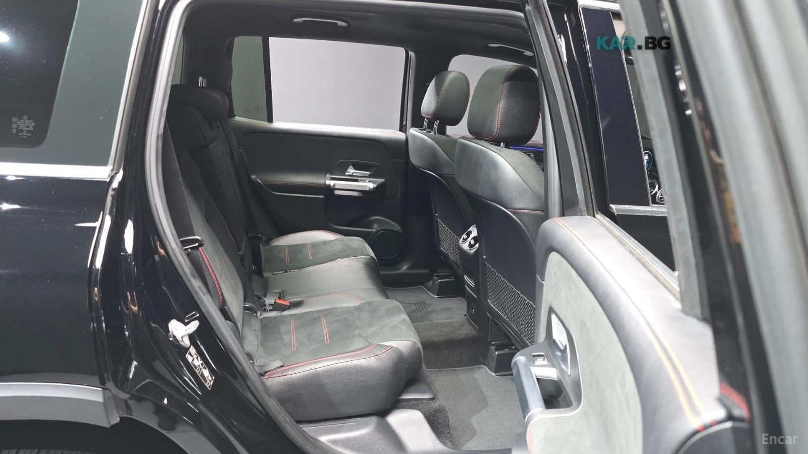 Mercedes-Benz GLB 250 4MATIC* ДИСТРОНИК* ПОДГРЕВ* КАМЕРА* ПАНОРАМА* , снимка 10 - Автомобили и джипове - 55804316